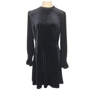 Black Velvet Long Sleeve Dress – LOFT – Size 6 – Wednesday Addams Goth Vibes